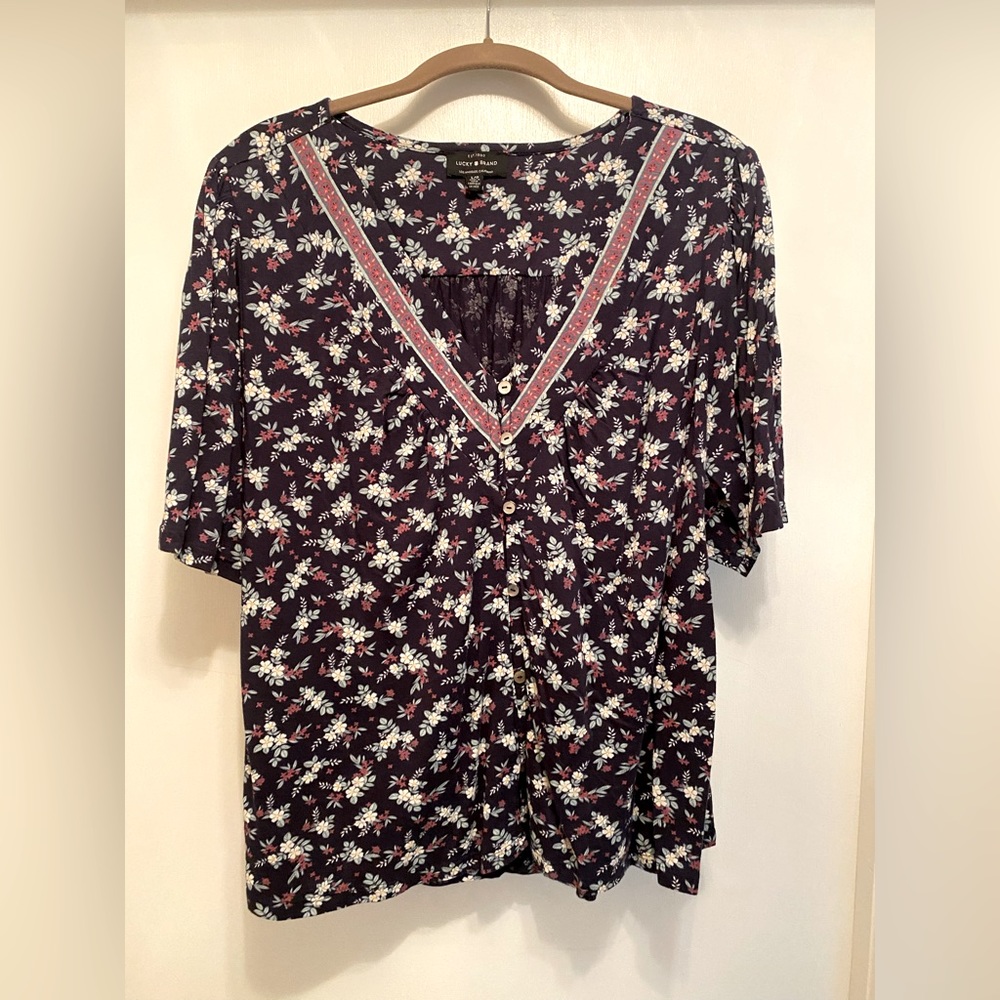 XL LUCKY BRAND FLOWER SHIRT